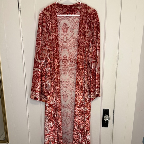 We the Free Enchanted Robe Free People Pink and Red Velvet Size XS - Picture 4 of 11